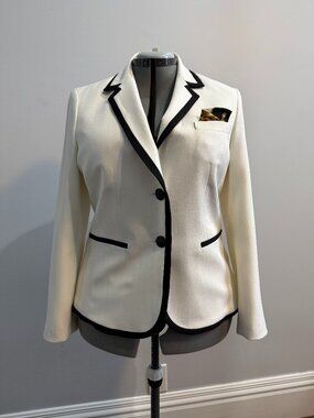 Kasper Size 12 White Blazer Black Contrast Trim Tailored Career Jacket